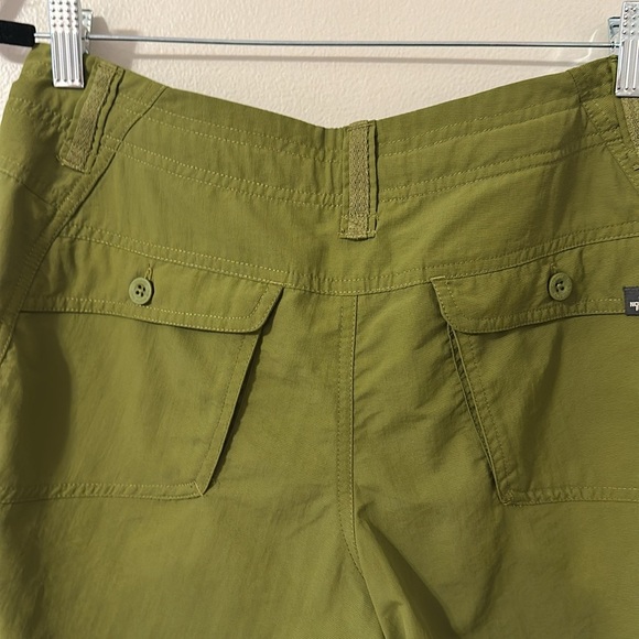 The North Face Women’s Horizon Sunnyside Convertible Hiking Shorts Size 6 Green - Picture 6 of 9